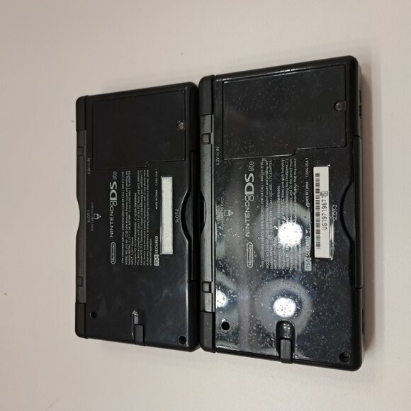 Authentic Nintendo DS Lite Pokémon Center - Dialga Palkia Edition Handheld Conso - Picture 2 of 4